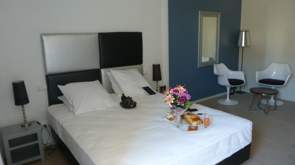 Yes Hotel Авиньон Экстерьер фото