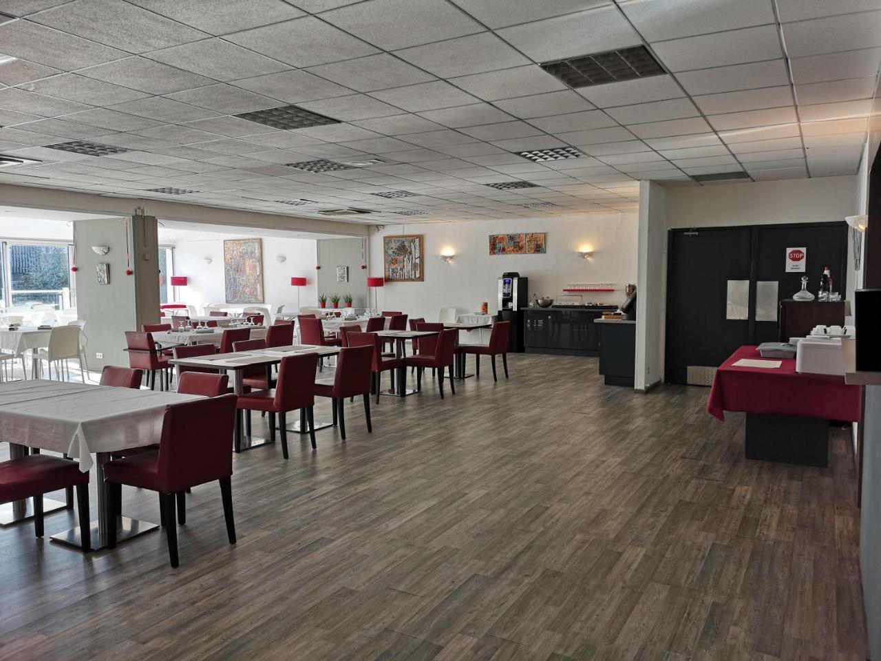 Yes Hotel Авиньон Экстерьер фото